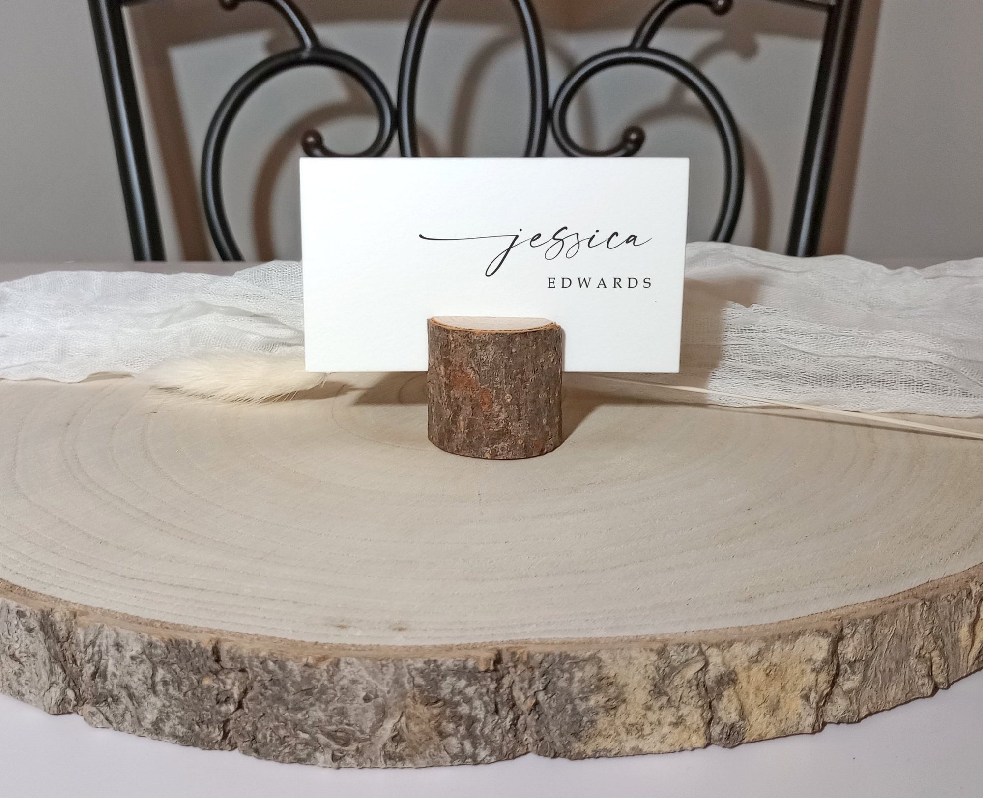 Flat guest seating card for wedding reception with guest name and food selection